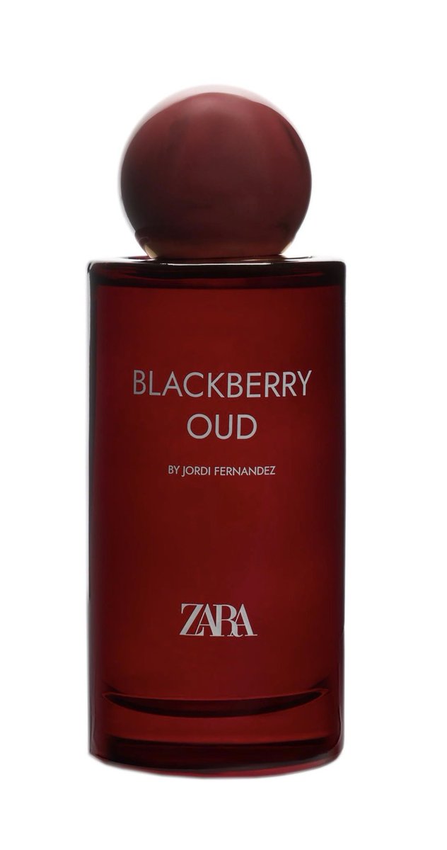 MundherPurfum's tweet image. عطر 2026 من زارا — لكن بتوقيع عطّار حقيقي
توت بري حامض وعميق يفتح الطريق، ثم يأتي العود بكل ثقله الخشبي الغامض. لمسات جلدية ودخانية تُكمل الصورة —كأنك في صحراء عند الغروب. 
التوت يُليّن حدة العود ويجعله قابلاً للارتداء   وهذا التوازن هو سرّ هذا العطر. 
#رابطة_عشاق_العطور 
#Zara