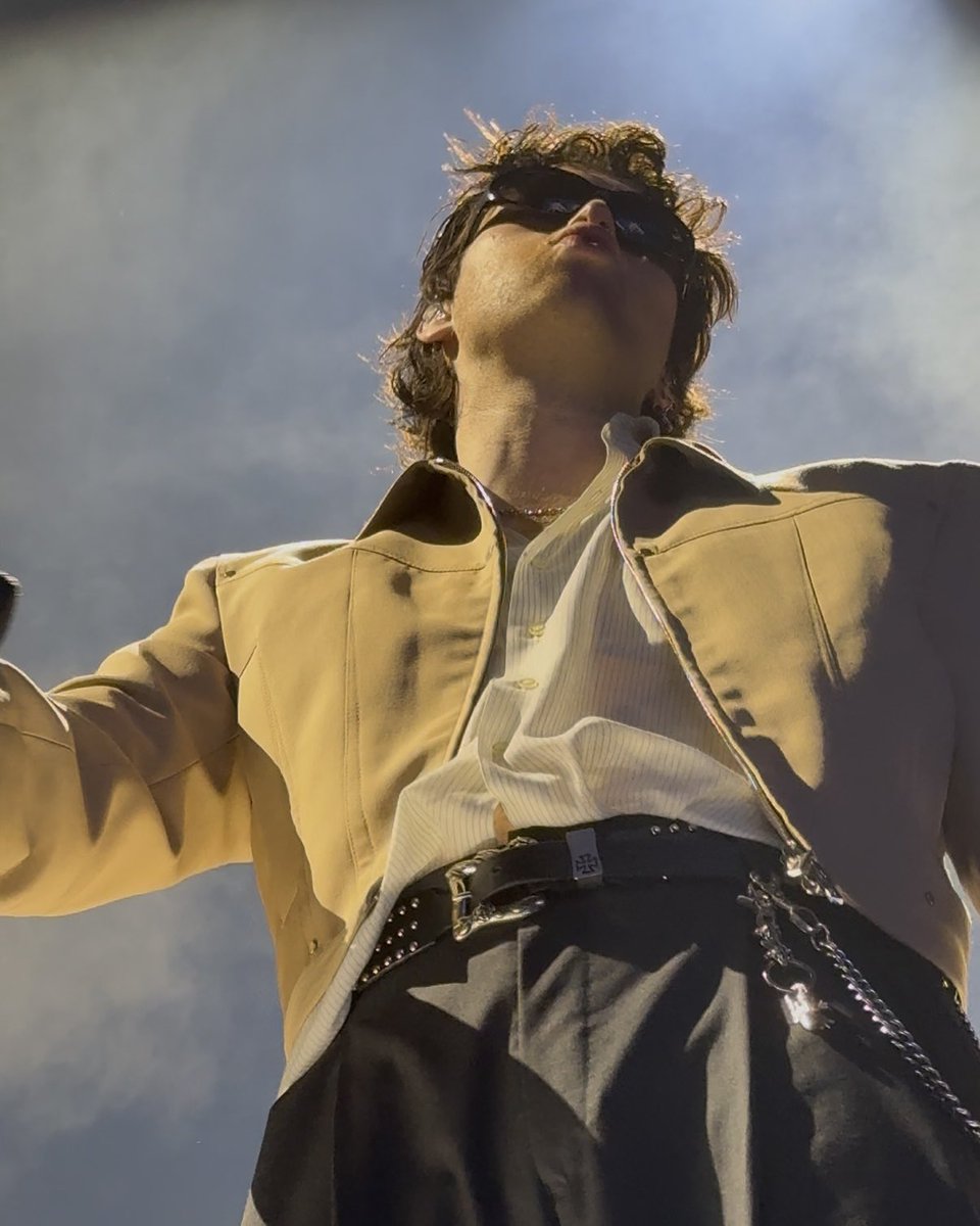 math ⊬ tweet media