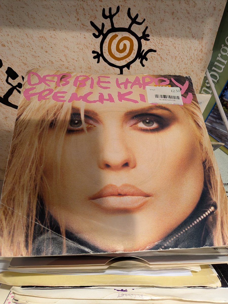 dearianfawn's tweet photo. #DebbieHarry 7inch #vinyl #FrenchKissin (in the #USA) from #Rockbird #SethJustman #Blondie for £2.50 - yikes 😳 https://t.co/oK555uQljf