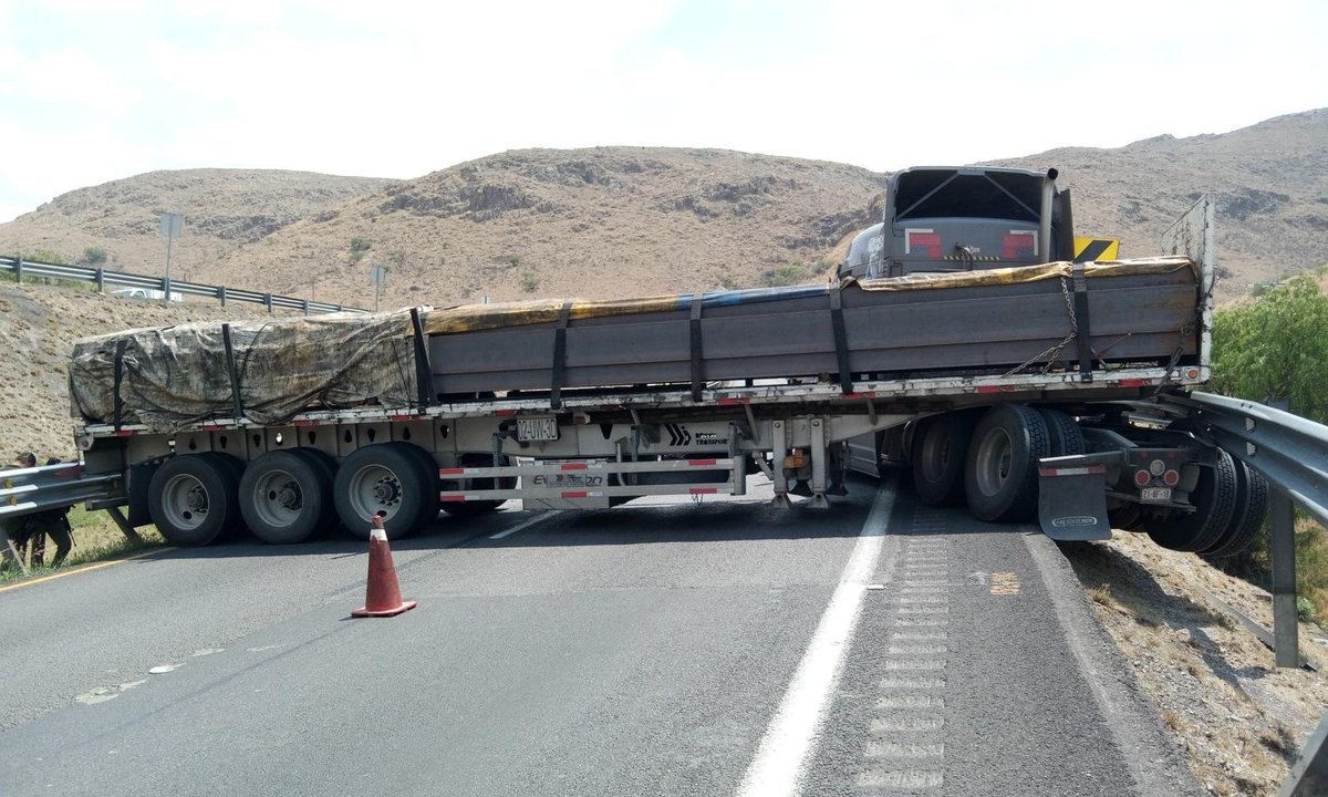 Tramo Carretero: Querétaro - San Luis Potosí (57) tweet media
