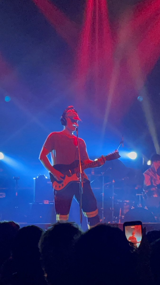JuanRaoni's tweet photo. Mac Demarco em Bh, sensacional demais. Te amo Marquinho!! https://t.co/aRnP9UJudY