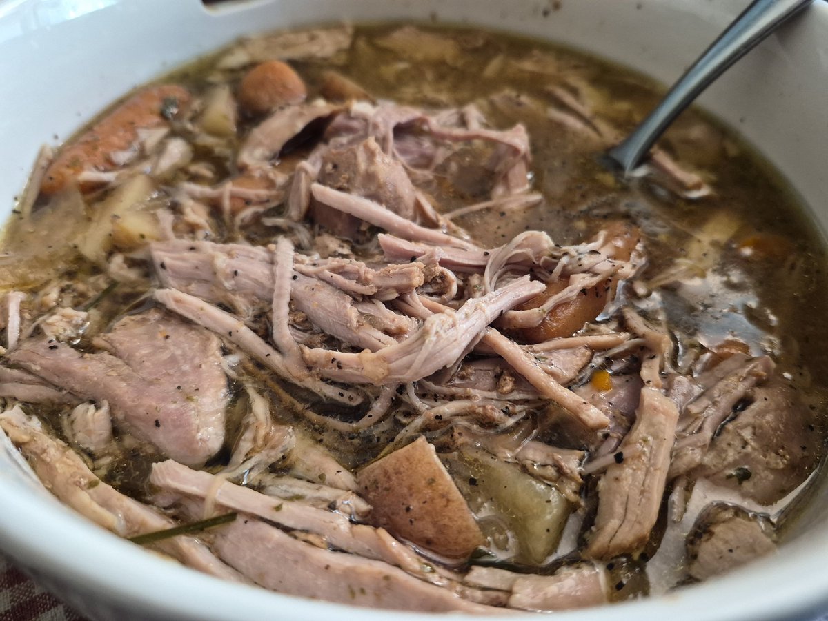 🌻 Yasha 🐝 tweet media