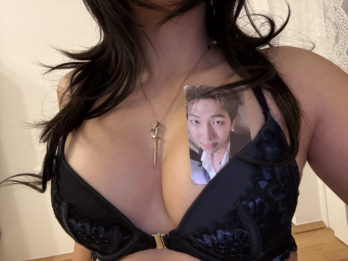 elli 🪽₊˚⊹ tweet media