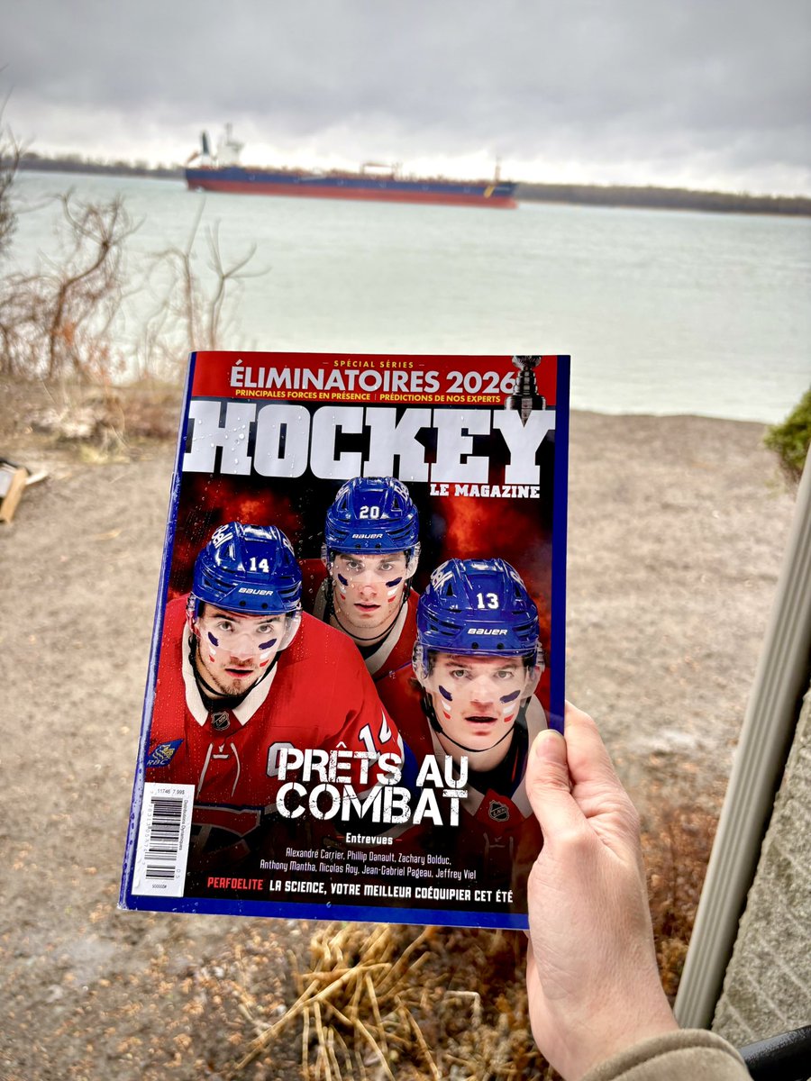 HockeyMagazine's tweet photo. Fraîchement reçu… à peine quelques jours avant le début de la grande danse du printemps! Le numéro à vous procurer afin de vous laisser emporter par la fièvre des séries! En kiosques partout au Québec dès demain! 🏆 

-> Pour un accès inédit à vos joueurs préférés! #GoHabsGo https://t.co/jRncx8tBQK