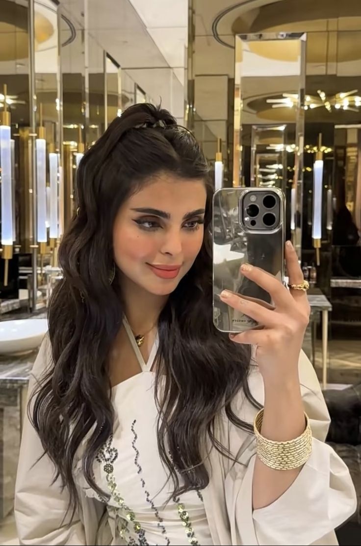 مريم tweet media