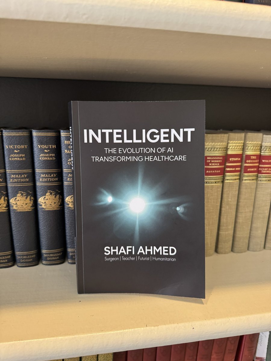 JohnNosta's tweet image. 📖 There comes a time when a book demands to be read.

@ShafiAhmed5 takes us on a master class that explores artificial intelligence and innovation in medicine today and tomorrow!

a.co/09dMPrzy

#medicine #AI #digitalhealth #surgery