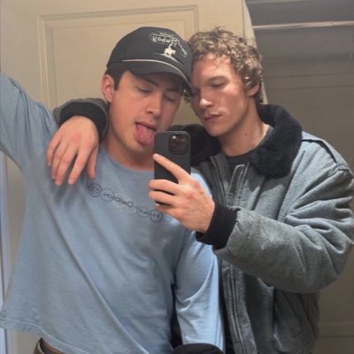And so I came back for one reason and it’s to engage in heated rivalry brainrot I’m ngl #NewProfilePic
