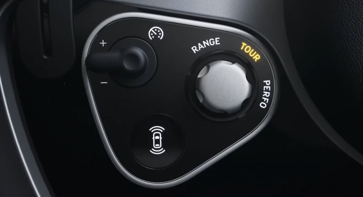 amdarion's tweet photo. @SawyerMerritt A Ferrari with oversized Toyota looking knobs 🤦‍♂️ https://t.co/BH63y5GFBX