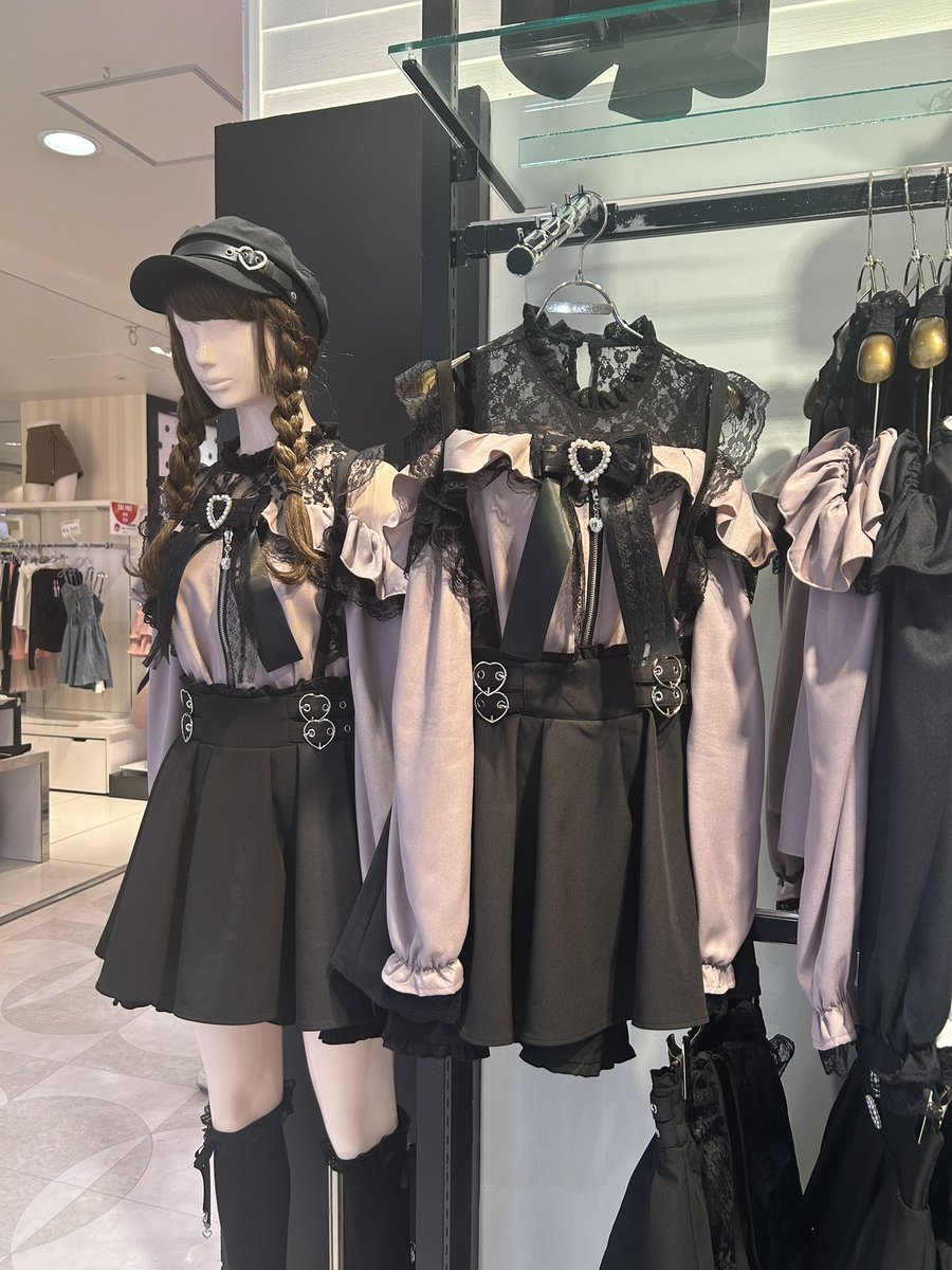 kirakira ♱ tweet media