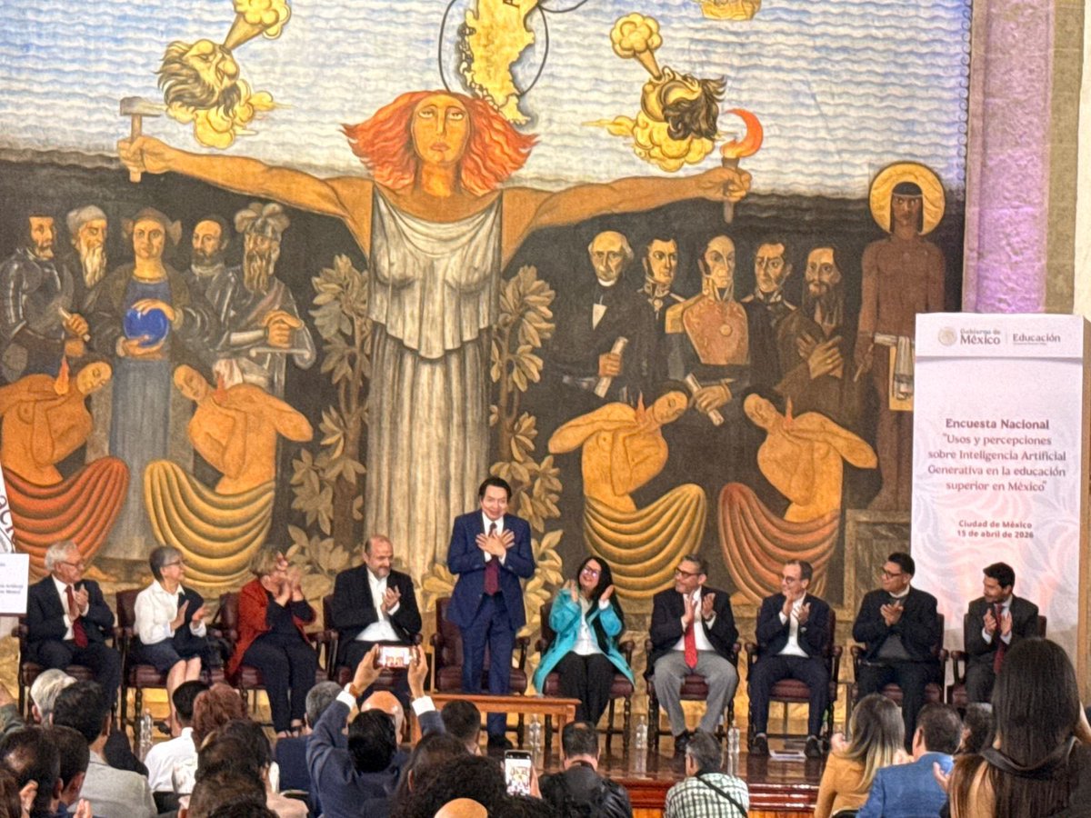 Somos Normalistas tweet media