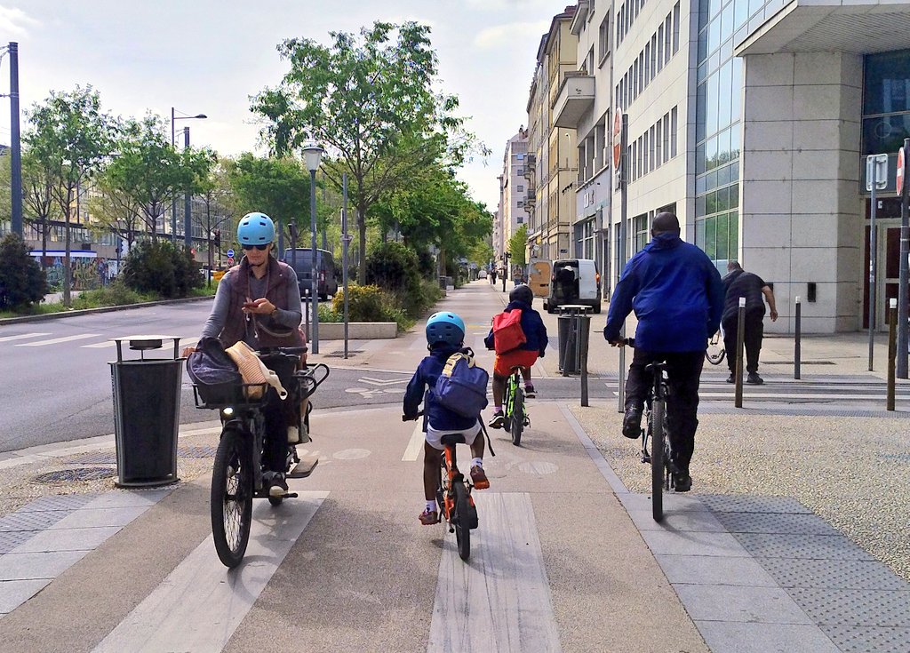 Lyon 🦁 à Vélo 🚴 tweet media