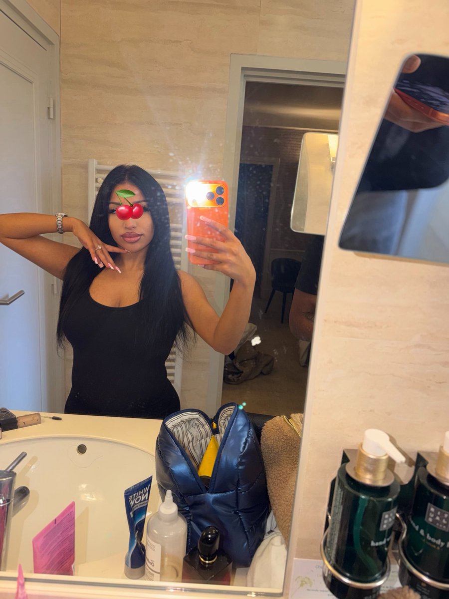 sierrasantoss's tweet image. #paris #prettybae #boss