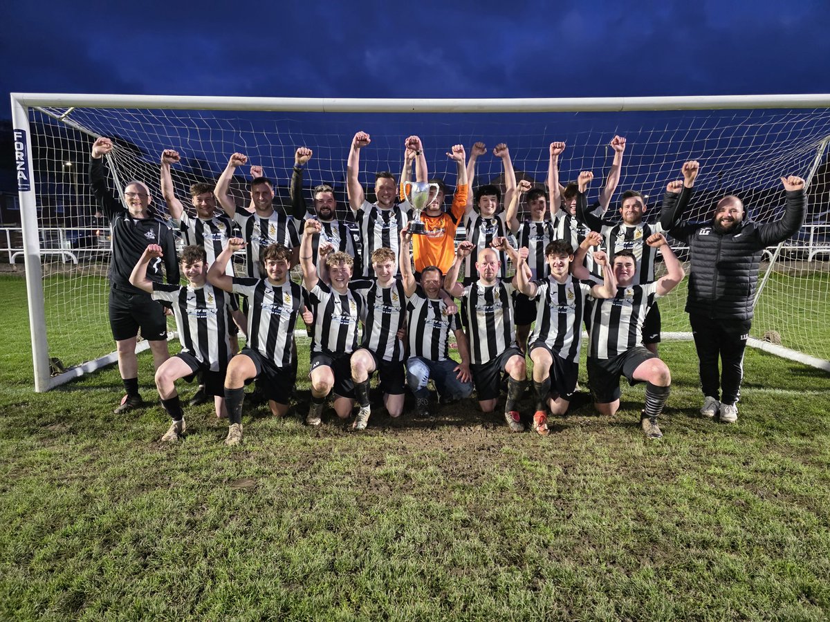 LAMPETERTOWNAFC tweet media