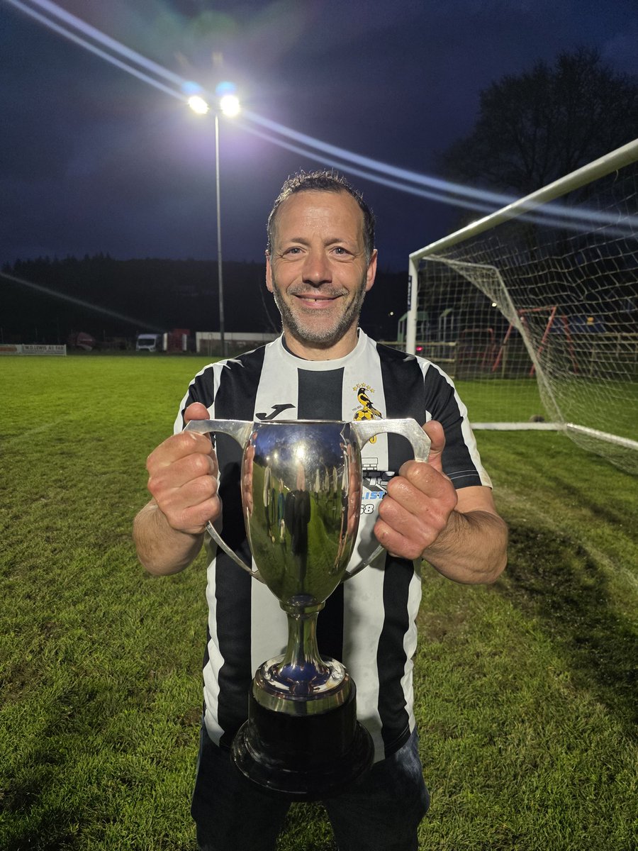 LAMPETERTOWNAFC tweet media