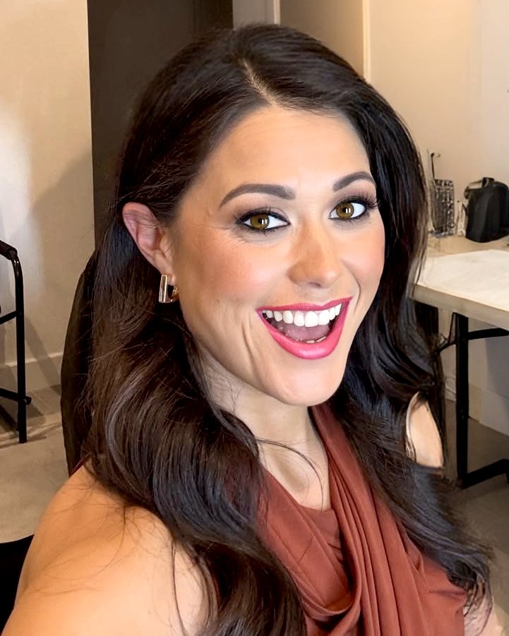 𝙵𝚎𝚖𝚊𝚕𝚎 𝙲𝚎𝚕𝚎𝚋𝚛𝚒𝚝𝚒𝚎𝚜 tweet media