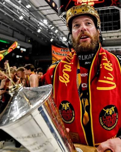 konlibinorr's tweet photo. Tack Omark, Bulan och Stridh. Vi glömmer aldrig vad ni gjort för oss. https://t.co/WzWyVQIbOz