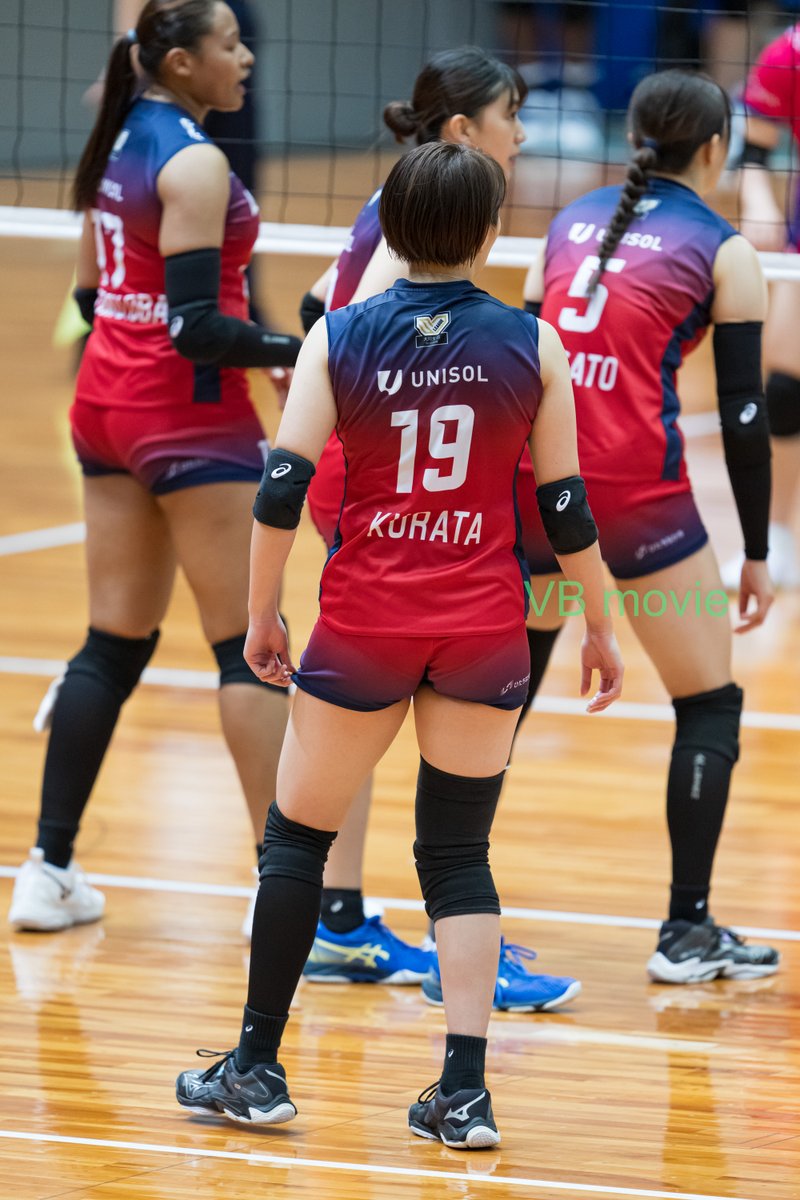 movie_vb's tweet photo. リヴァーレからは倉田朱里選手も退団発表が…😢
高間選手との筑波大の先輩後輩コンビの仲良さそうな姿が印象的でした。
お二人共の退団という事で、ひょっとして新チームも二人一緒に…？なんて���手に期待しています✨
#女子バレー #SVリーグ https://t.co/TWsQGoEIOi