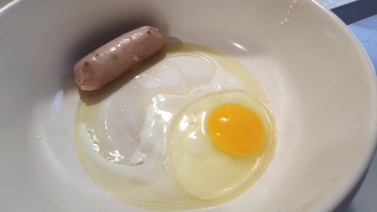 Tingapermal tweet media