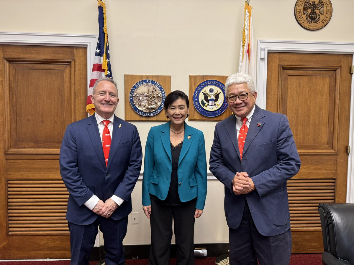 MMurray1118's tweet photo. Thank you @RepJudyChu for meeting with #AARPCA during #AARPOnTheHill! We're here to ensure the voices of older Califorinians are heard on Social Security, caregiving, and fighting fraud. https://t.co/aWlk7Tauyz