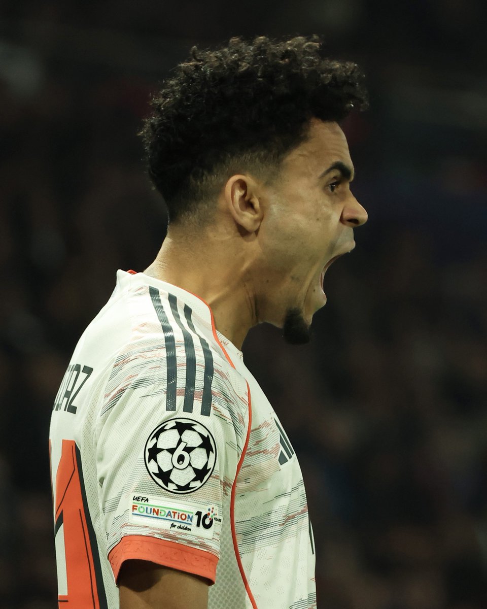 Anfield Edition | æ tweet media