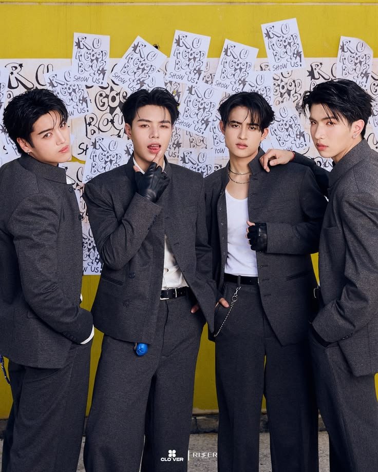 HOURLY CLO'VER tweet media