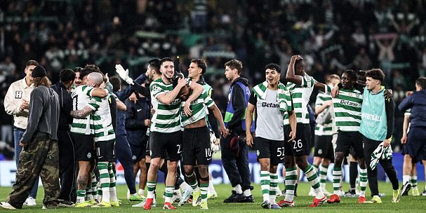 Orgulho nesta equipa! 💚

Domingo é tomar a bomba.