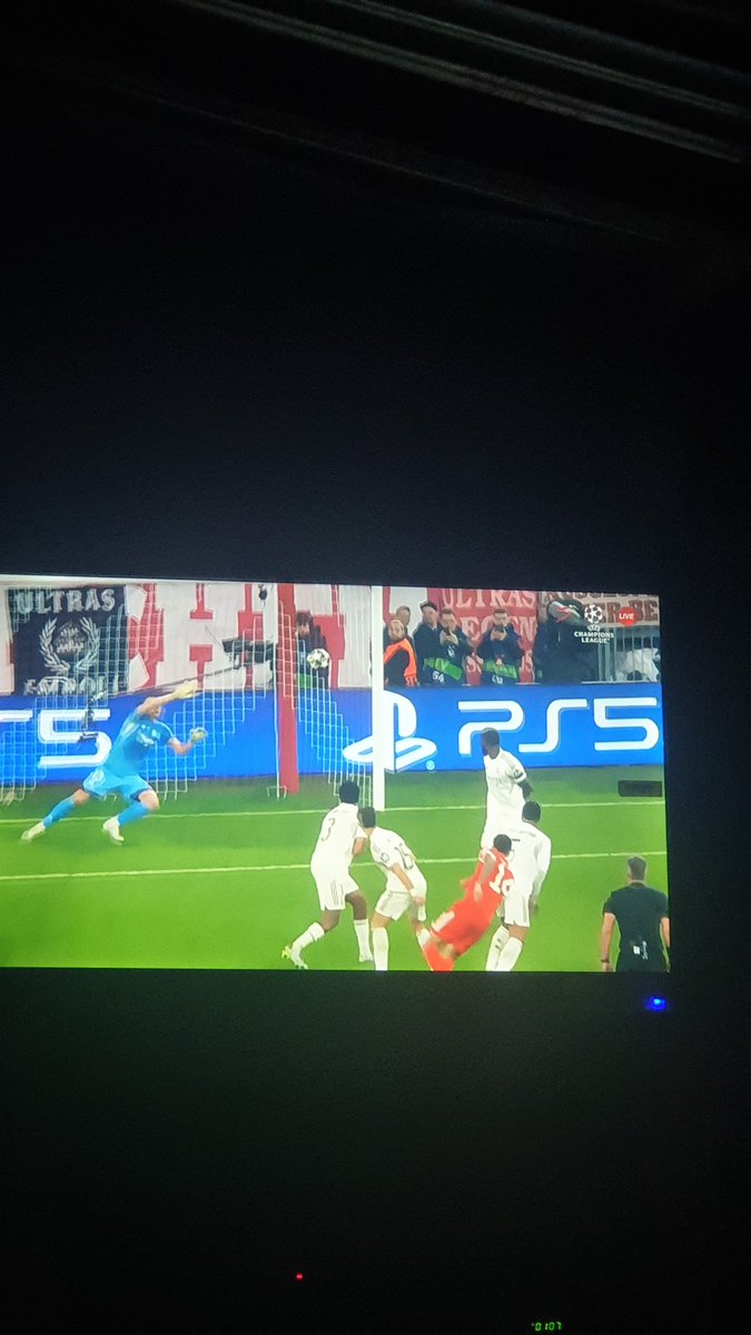 2oddsGuru's tweet photo. Diaz with a winner goal for Bayern Munich after camavinga's red card 
Scores
 Bayern 3 Vs 3 Madrid 

#bayern #madrid #sportycp #arsenal https://t.co/UXdaGPP5QB