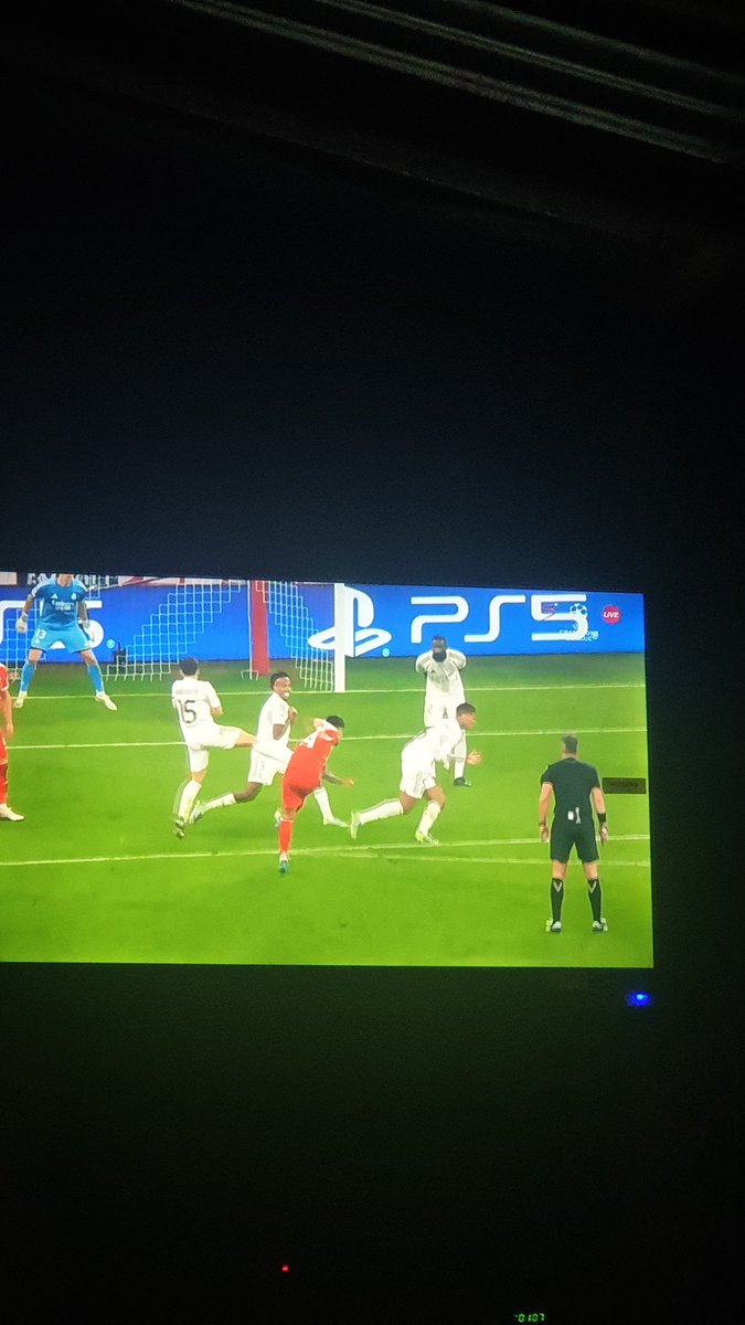 2oddsGuru's tweet photo. Diaz with a winner goal for Bayern Munich after camavinga's red card 
Scores
 Bayern 3 Vs 3 Madrid 

#bayern #madrid #sportycp #arsenal https://t.co/UXdaGPP5QB