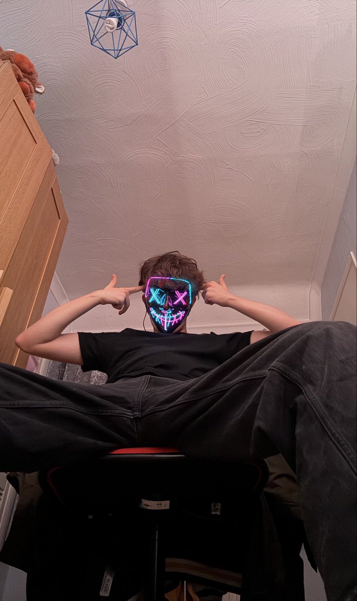 Broski182 tweet media