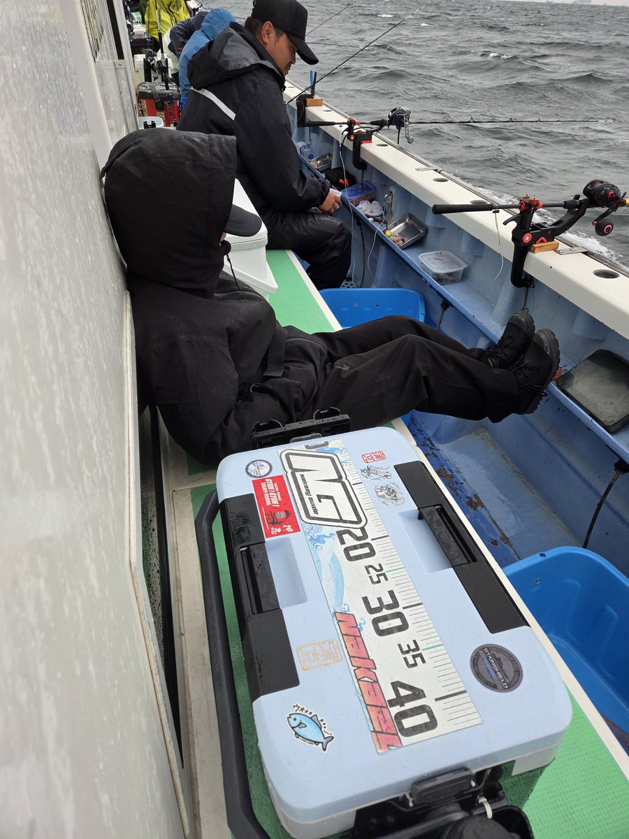 るー。 tweet media