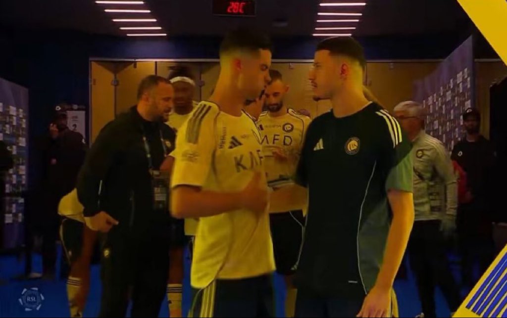 โ ูุณุงู
tweet media