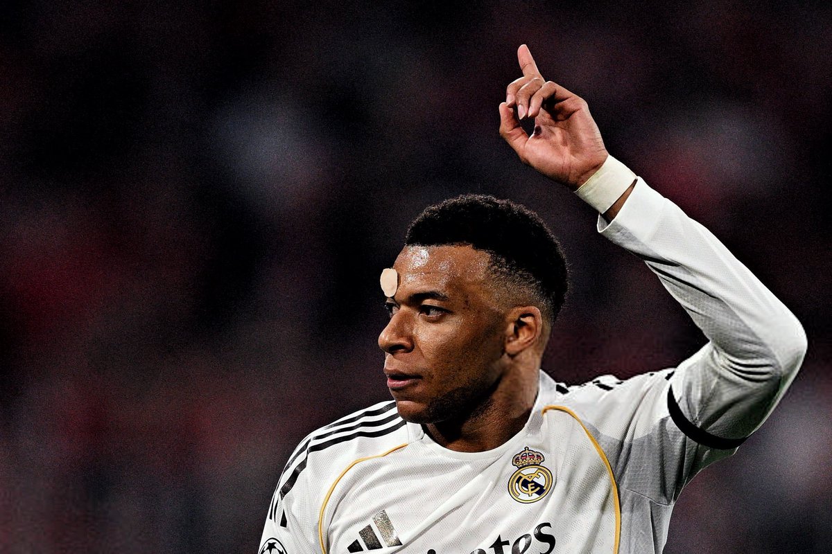 عمرو tweet media