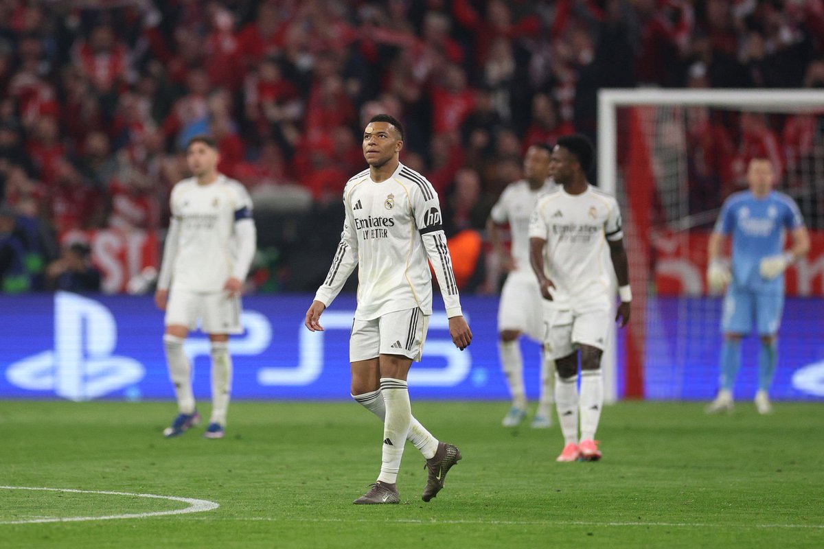 Vibes Foot tweet media