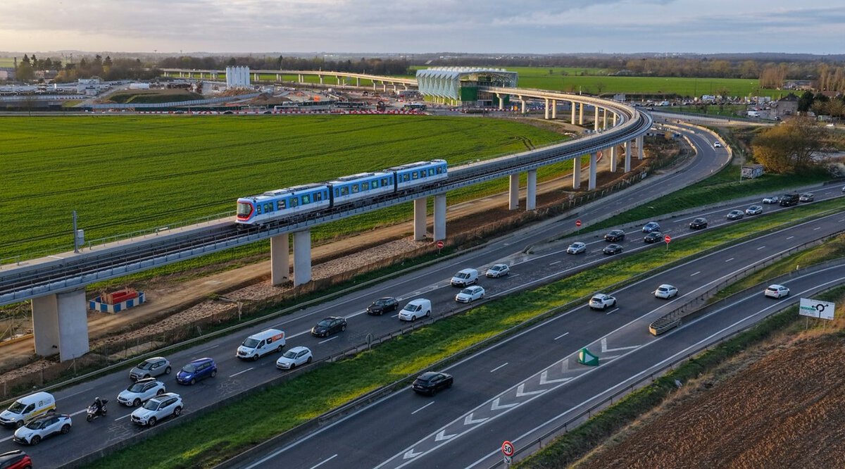 Stellaire_FR's tweet image. La ligne 18🚇 s’annonce incroyable, en particulier la partie en viaduc🌉 😍

Une configuration jamais vue en Île-de-France, qui devrait révolutionner notre vision de la mobilité

#Ligne18 #Metro #IDFM @IDFmobilites @Plusdetrains @GdParisExpress #Paris