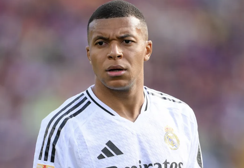 Karungi Sarah tweet media