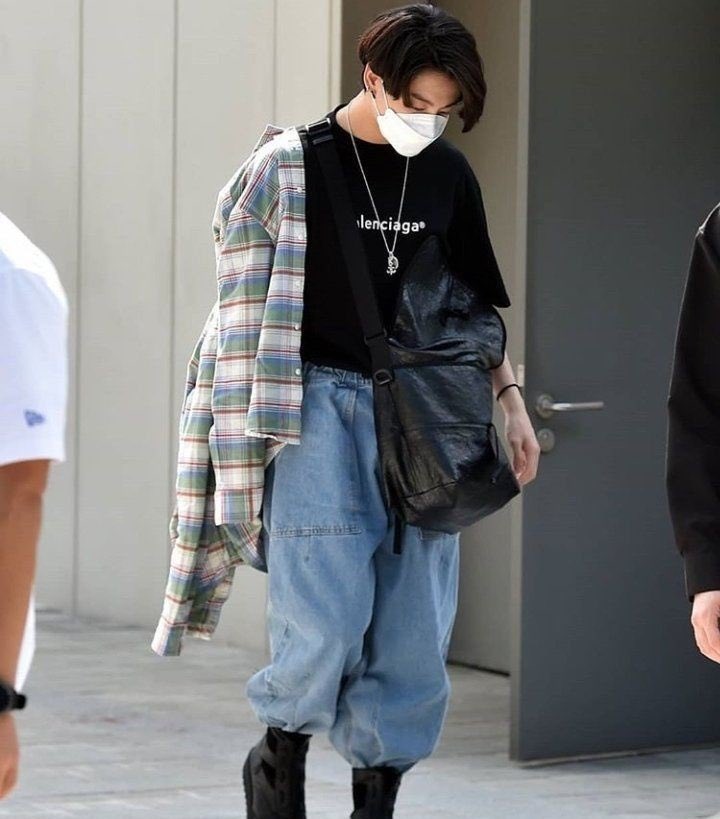 bre⁷ 🎸 tweet media