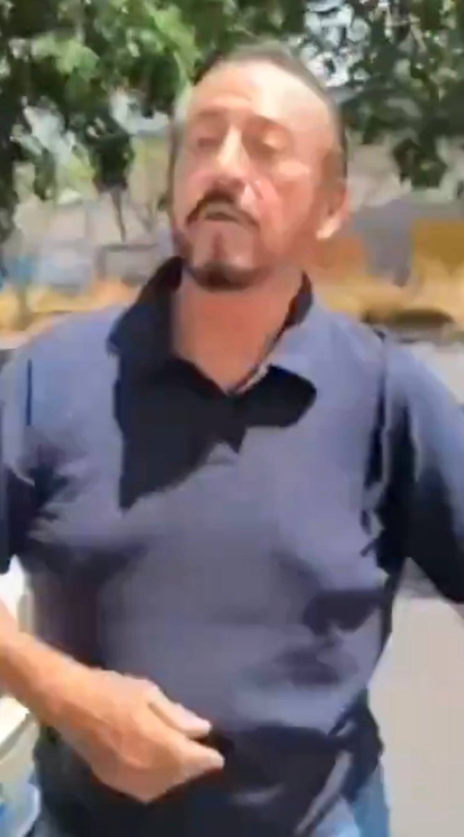 Jalisco_Rojo's tweet photo. Fue identificado como Armando Salvador Orozco Santillán, el supuesto abogado que en Zapopan atropello con un BMW a un ciclista, lo golpeo y se dio a la fuga, el señalado es un ex catedrático de la @udg_oficial https://t.co/zNF3xcJ0YG