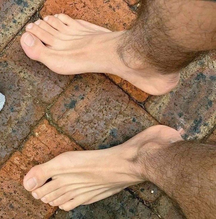 netomontebelo's tweet photo. vocês também gostam 🦶🫠 https://t.co/kWcaBXcZNp