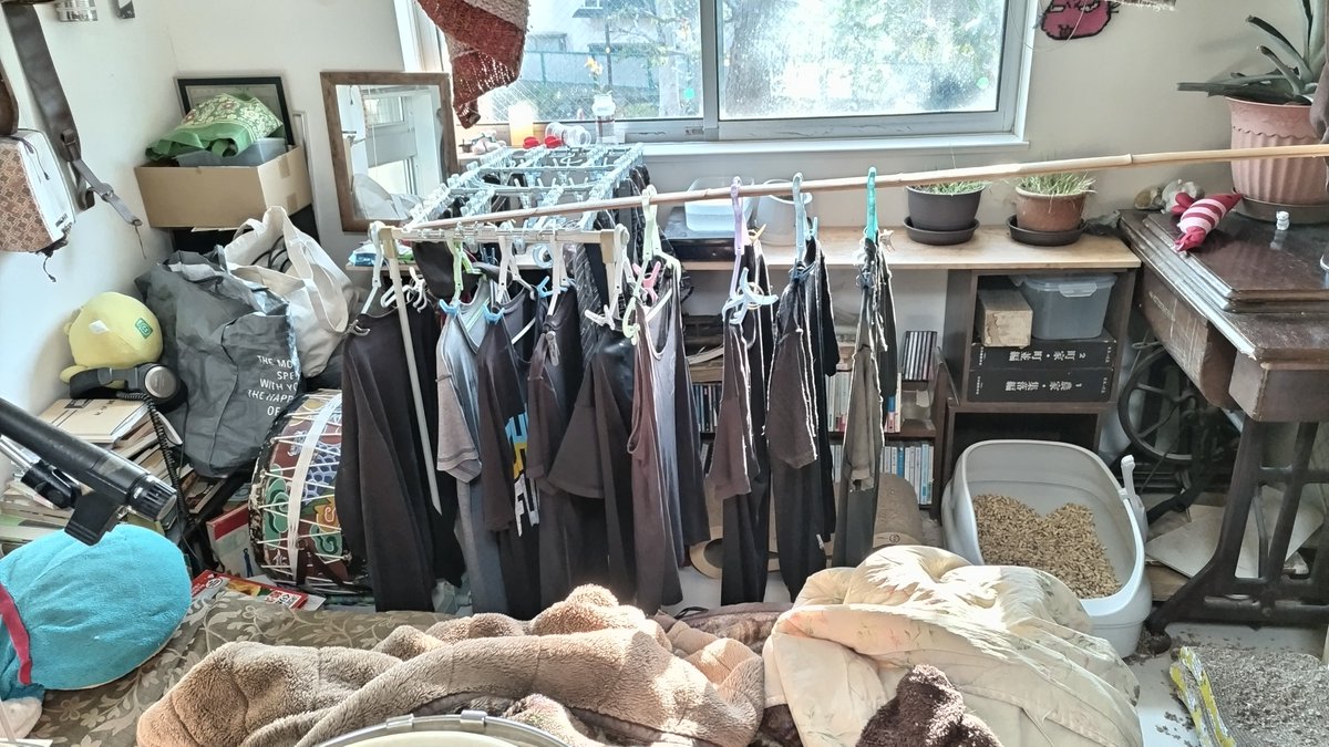 KandaMori's tweet image. Kanda Mori Net - kandamori.net
"Walking and Original Music"
A walk one day. Roka Park, Gotokuji Temple, OLD NEPAL closed, Kyodo, Roka Park again, Chitose-Karasuyama, a 300 yen bento box bought at a business supermarket.
#soundscapes #ambient #walking