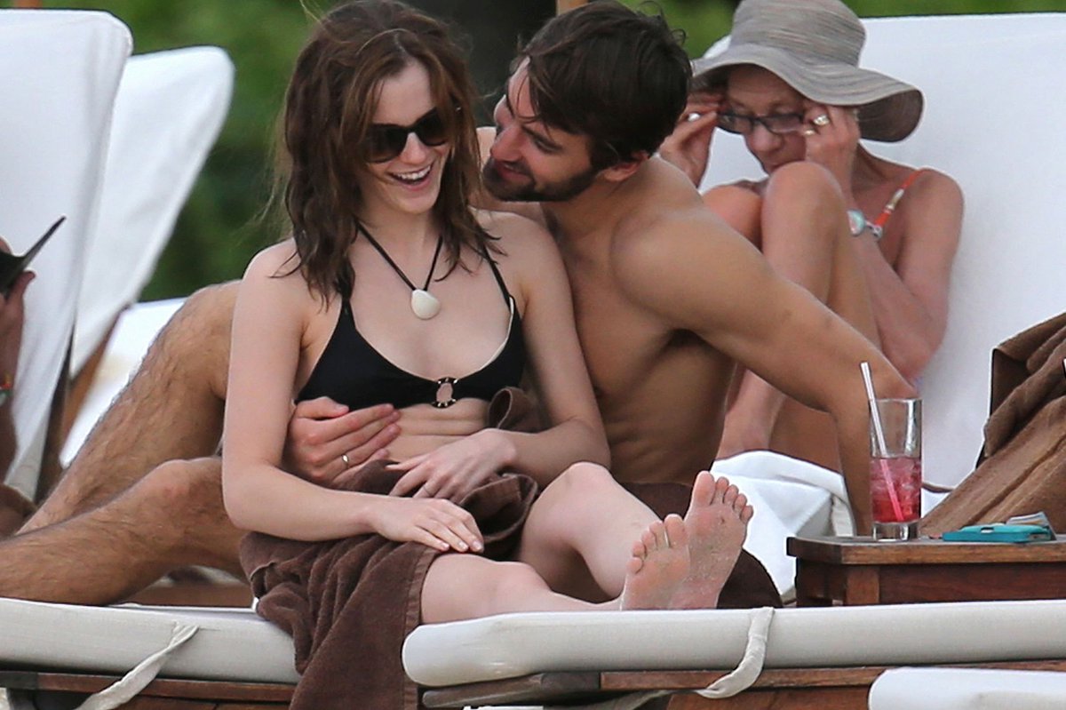 Simp For The Rich (She/Her) 🏳️‍⚧️ tweet media