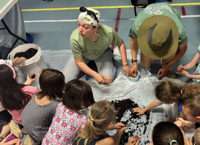 Sun Community News & Printing tweet media