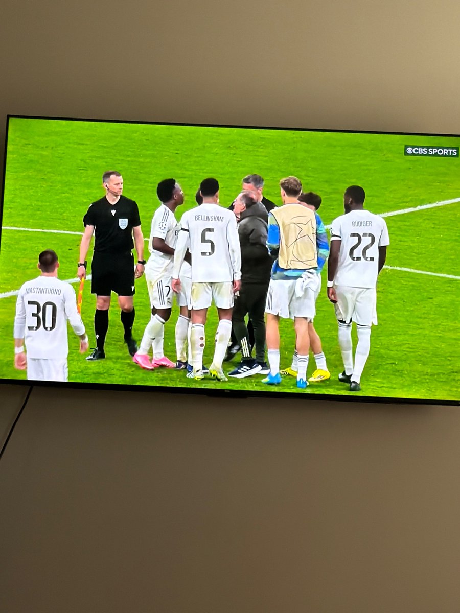 jeffiboy7's tweet photo. @CuentaMister AL CARRER P*ta banda “ UN DOMINIO NUNCA ANTES VISTO” 
“ARBELOA DA CON LA TECLA”😆😆😆😆🤣😆🤣🤣😂🤣🤣🤣🤣😆😆😆😆bahahahahahahahajahahajajahahajajajajajajajajjajajajaaja https://t.co/aXU1FkZ9lL