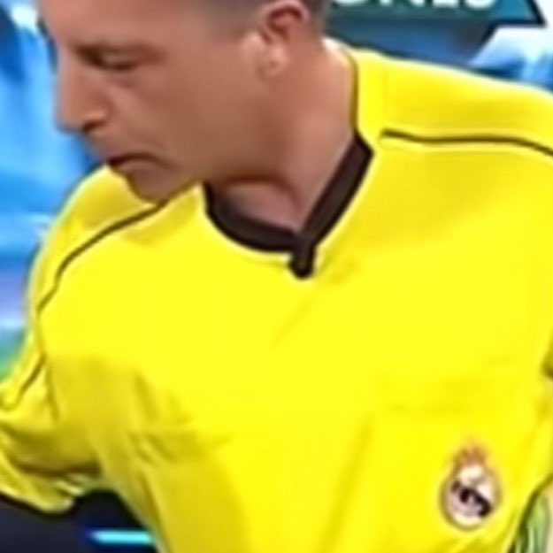 𝖔 𝖈𝖔𝖓𝖖𝖚𝖎𝖘𝖙𝖆𝖉𝖔𝖗 tweet media