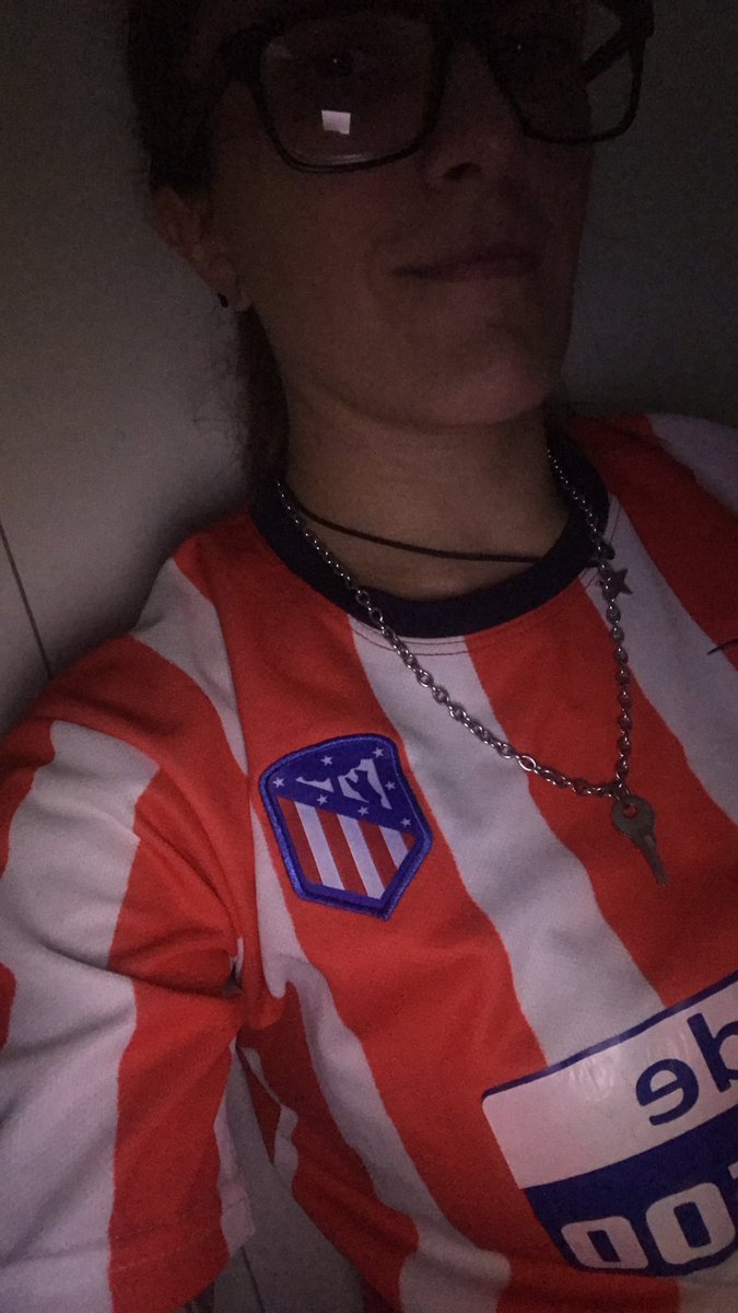 la chola tweet media