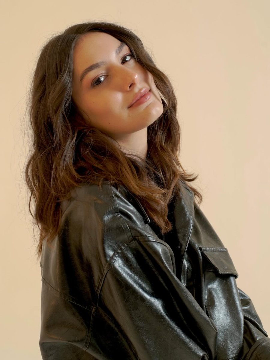 bestofmoschen's tweet photo. Diva! https://t.co/vKRUOU7ddG