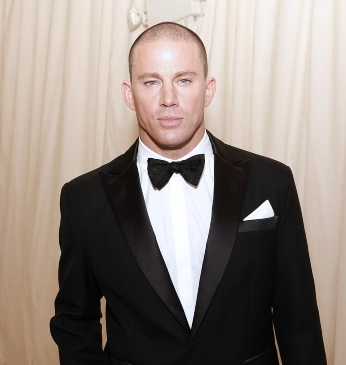 Pop Crave tweet media