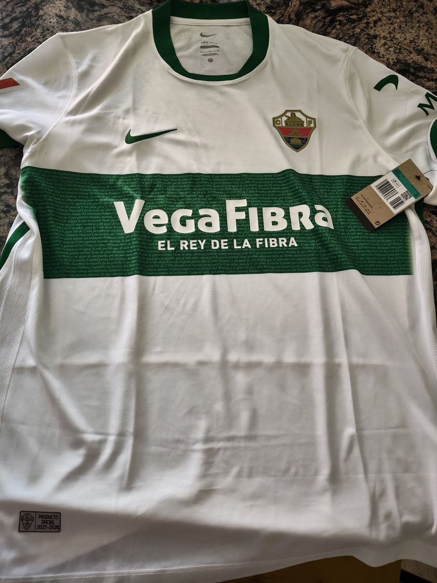 Menuda camiseta guapa, que me ha llegado, encima es la original!!   Muchas gracias <a href="/pixonFantasy/">JuanMa.Gómez</a> por estos sorteos!
