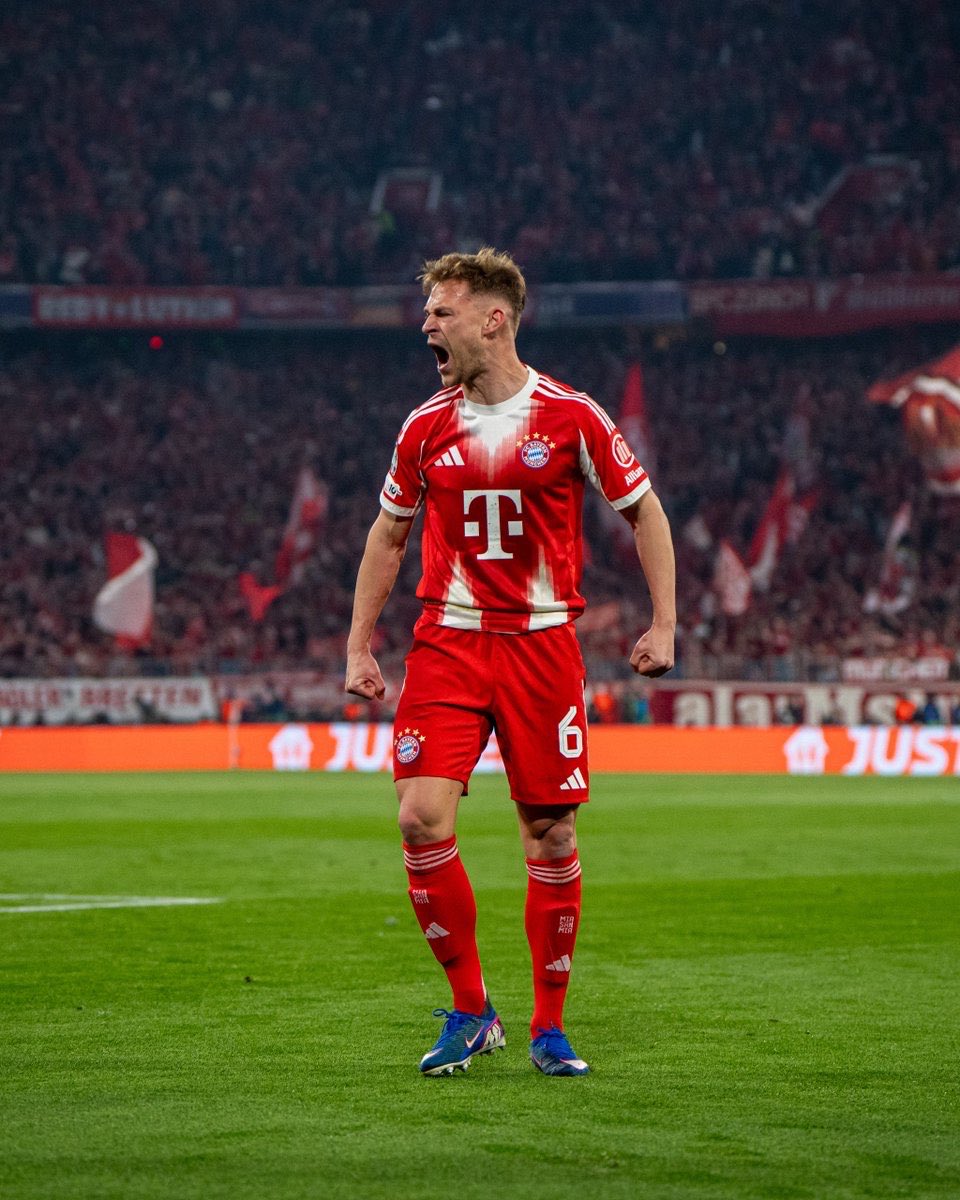 Joshua Kimmich’s passing vs. Real Madrid:

118 attempted 
102 completed 
16 into the final third 
10 long attempted 
8 long completed 
4 key passes 

Insane distribution. 🔝