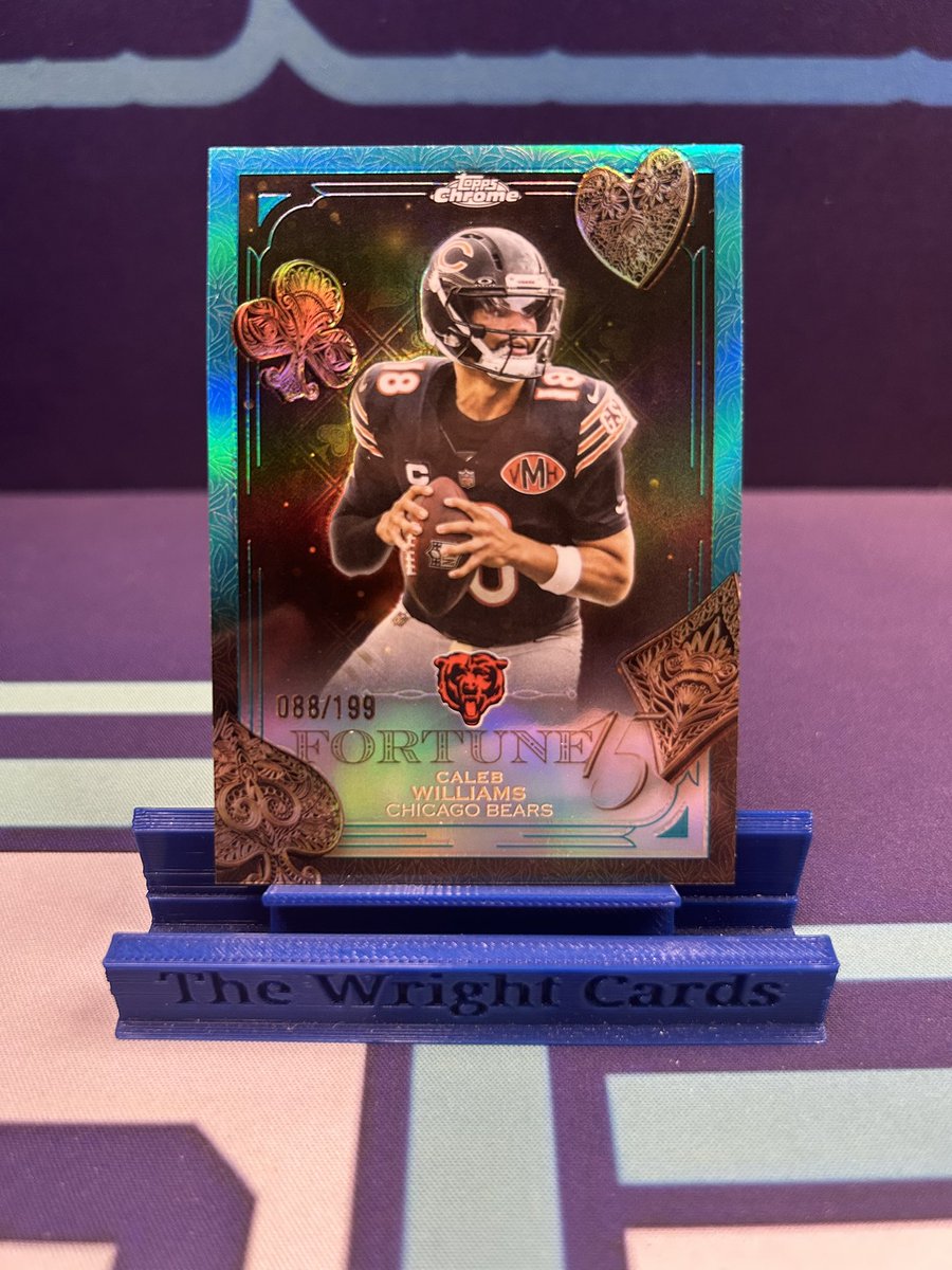 Break #1050… ⚠️ TOPPS CHROME NFL RELEASE DAY ⚠️ Thanks for everyone who helped snap fill this 🔥 Product is very clean!!! QC also good 🧼 Will be ripping different formats all week till finest 🗓️ #TheHobby #NFL #Topps #TBBCrew
