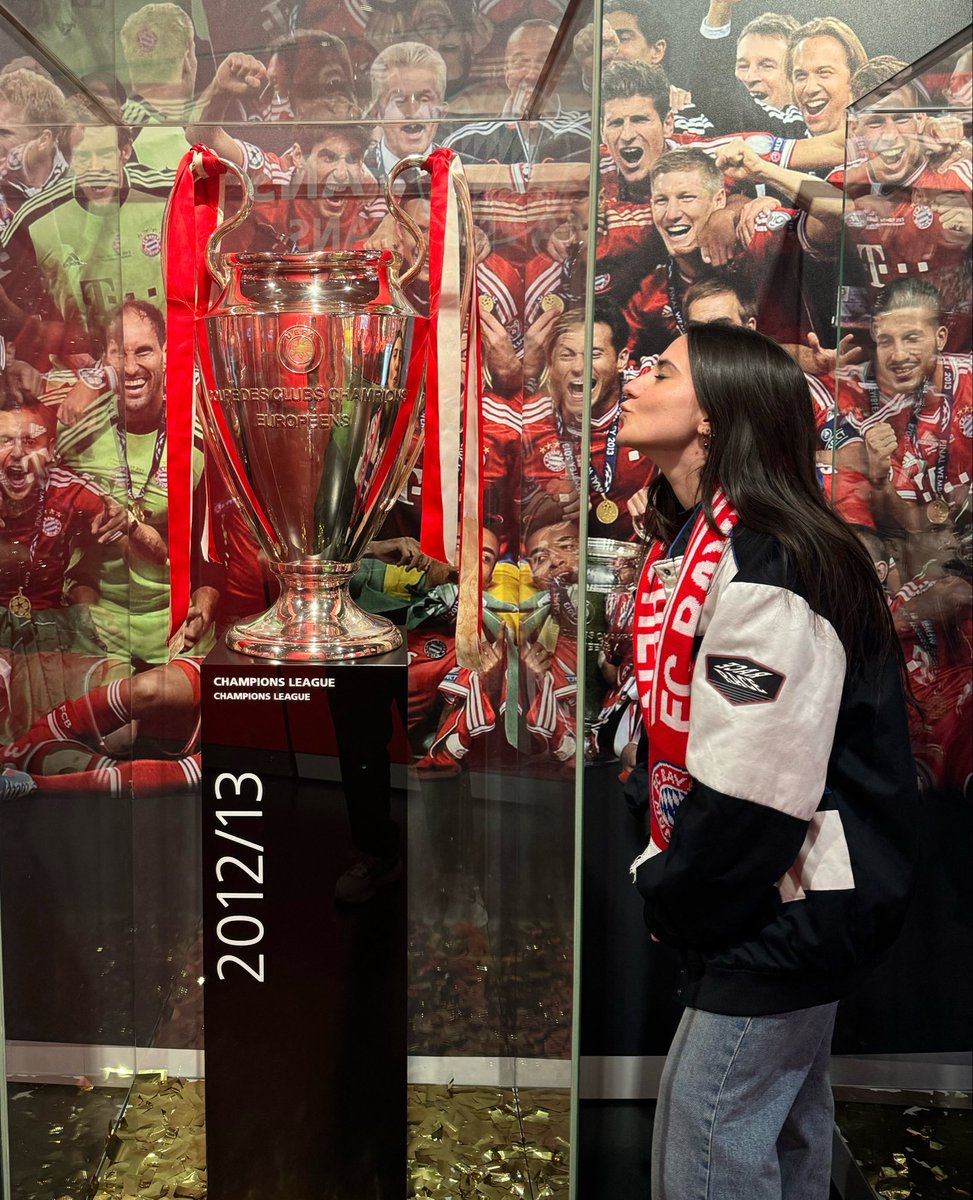 Yaraaa1996's tweet image. Another to 😘 🔜🔜🔜🔜 #bayern